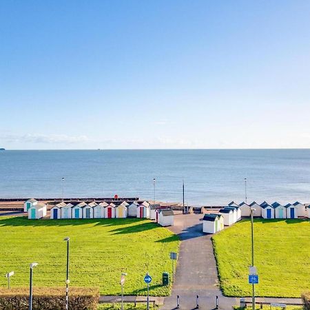 Loveliest Homes Paignton - Sea Front Location With Parking Екстериор снимка