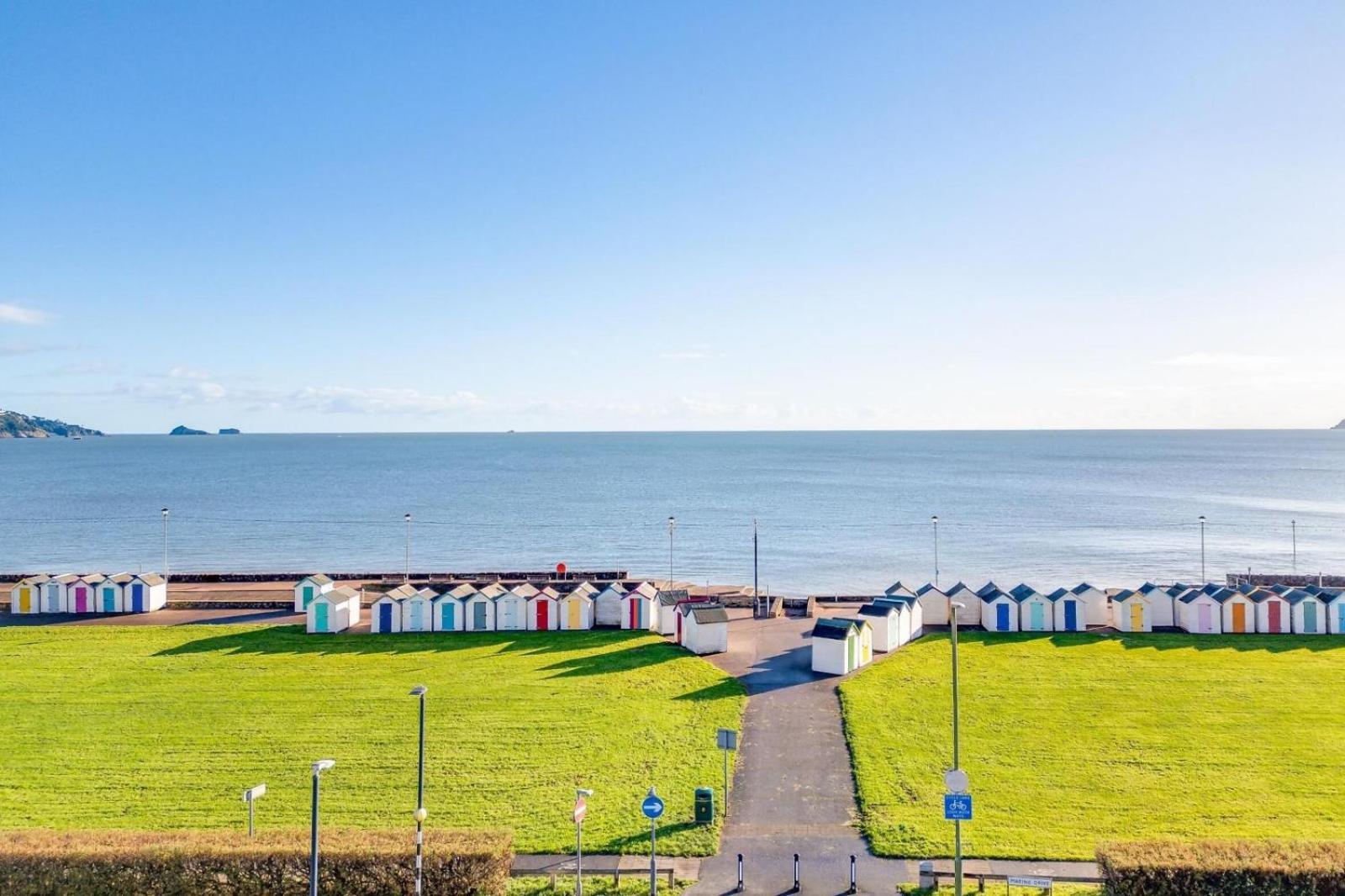 Loveliest Homes Paignton - Sea Front Location With Parking Екстериор снимка